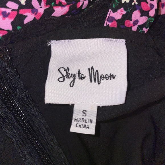 Floral Mini Dress In Pink/Black- SKY TO MOON - Picture 9 of 9